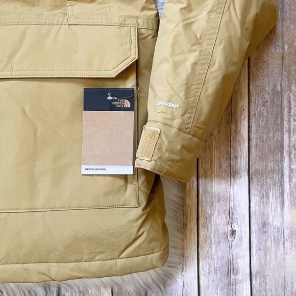 The North Face Men’s McMurdo Waterproof Parka In Antelope Tan - Picture 4 of 10